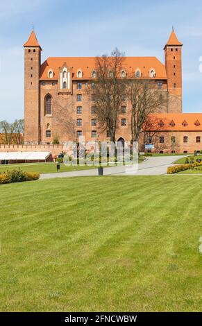 Gniew, Polen - Gniew liegt auf der linken Rückseite der Weichsel und ist berühmt für seine wunderbare mittelalterliche Architektur und seine gotische Backsteinburg Stockfoto