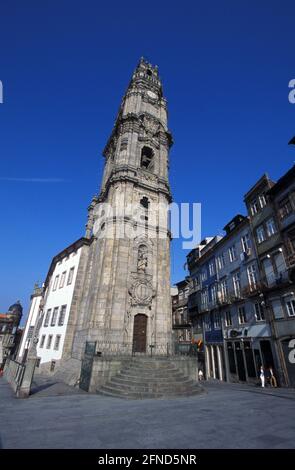 Kirche und Turm von Clérigos, Porto, Portugal Stockfoto