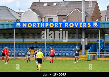 Port Talbot, Wales. 16. Mai 2021. Das Northport Rovers Branding beim Orchard Welsh Premier Women's League Spiel zwischen Port Talbot Town Ladies und Cyncoed Ladies im Victoria Road Stadium in Port Talbot, Wales, Großbritannien, am 16. Mai 2021. Quelle: Duncan Thomas/Majestic Media/Alamy Live News. Stockfoto