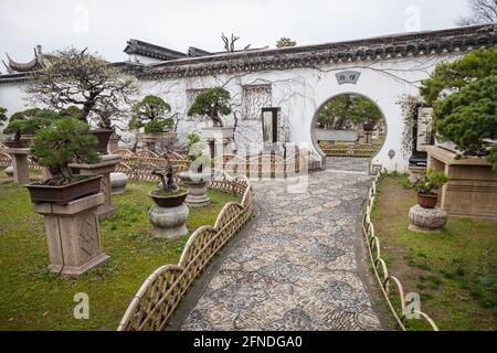 Ein Blick in den bescheidenen Administratorengarten in Suzhou, einem UNESCO-Weltkulturerbe Stockfoto