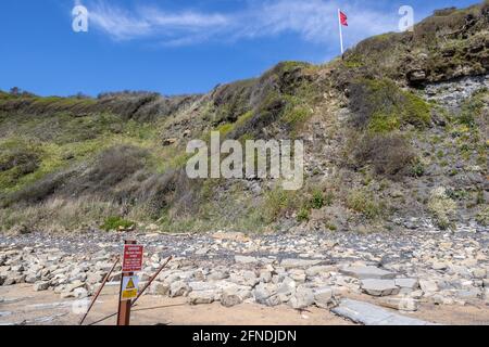 Militärfeuerwehrmarker, , Kimmeridge Bay, Isle of Purbeck, Jurassic Coast, Dorset, Großbritannien Stockfoto