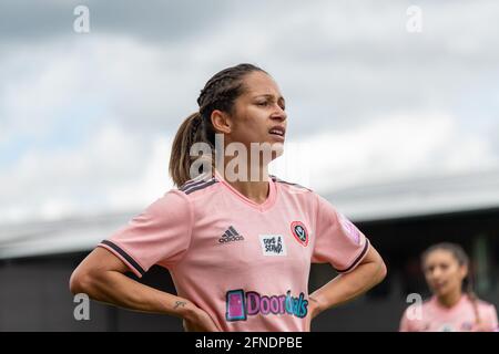 London, Großbritannien. Mai 2021. Courtney Sweetman-Kirk (23 Sheffield United) während des Vitality Womens FA Cup-Spiels zwischen Tottenham Hotspur und Sheffield United im Hive in London, England. Kredit: SPP Sport Pressefoto. /Alamy Live News Stockfoto