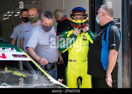 Valencia, Spanien. Mai 2021. Jacques Villeneuve von Academy Motorsport beim Nascar Whelen Valencia-Rennen.die NASCAR Whelen Euro Series wurde 2008 gegründet und gründete dank einer langjährigen Partnerschaft mit NASCAR (National Association for Stock Car Auto Racing) im Januar 2012 die offizielle NASCAR European Series. Die europäische NASCR feiert ihren einzigen Termin in Spanien auf dem Circuit Ricardo Tormo in Cheste, Valencia. Kredit: SOPA Images Limited/Alamy Live Nachrichten Stockfoto