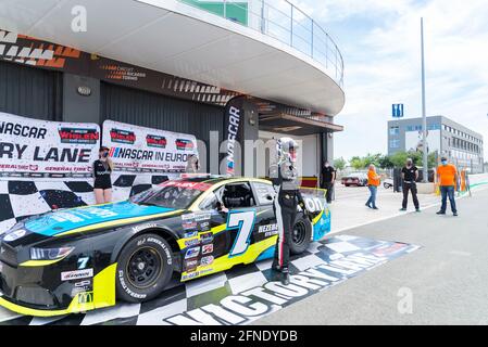 Valencia, Spanien. Mai 2021. Lorins Hezemans von Hendriks Motorsport beim Nascar Whelen Valencia-Rennen im Einsatz die NASCAR Whelen Euro Series wurde 2008 gegründet und gründete dank einer langjährigen Partnerschaft mit NASCAR (National Association for Stock Car Auto Racing) im Januar 2012 die offizielle NASCAR European Series. Die europäische NASCR feiert ihren einzigen Termin in Spanien auf dem Circuit Ricardo Tormo in Cheste, Valencia. Kredit: SOPA Images Limited/Alamy Live Nachrichten Stockfoto