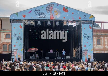 Madrid, Spanien. Mai 2021. Don Patricio spielt live bei einem Musikkonzert in Matadero während der San Isidro Feierlichkeiten. Die Feierlichkeiten von San Isidro 2021 sind die ersten, die nach den Auswirkungen der COVID-19-Pandemie gefeiert werden. Aus diesem Grund werden die Aktivitäten in messenden Räumen durchgeführt, wobei die sanitären Maßnahmen, die die Sicherheit bei jedem Ereignis garantieren, respektiert werden. (Foto von Guillermo Gutierrez Carrascal//Sipa USA) Quelle: SIPA USA/Alamy Live News Stockfoto