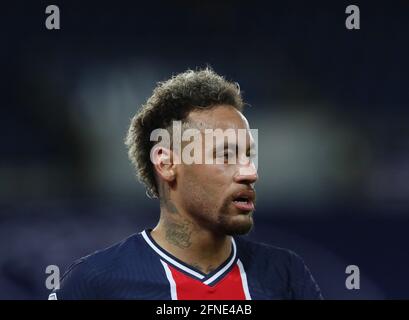 Paris, Frankreich. Mai 2021. Neymar von Paris Saint Germain reagiert während eines Fußballspiels der französischen Ligue 1 zwischen Paris Saint Germain (PSG) und Reims am 16. Mai 2021 in Paris, Frankreich. Kredit: Gao Jing/Xinhua/Alamy Live Nachrichten Stockfoto