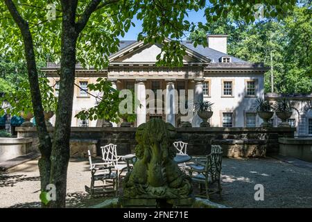 Das Swan House, das 1928 als ehemaliges Herrenhaus von Edward und Emily Inman fertiggestellt wurde und heute Teil des Atlanta History Center in Buckhead, Atlanta, ist. Stockfoto