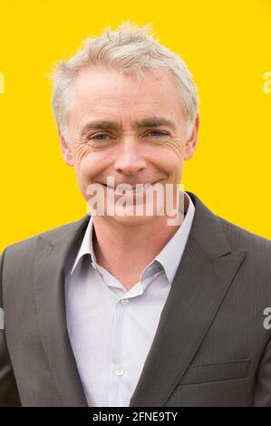 Eoin Colfer, irischer Autor, dessen neues Buch "and another thing ..." die sechste Fortsetzung der ursprünglich von The Hitchhiker's Guide to the Galaxy"-Serie ist Stockfoto