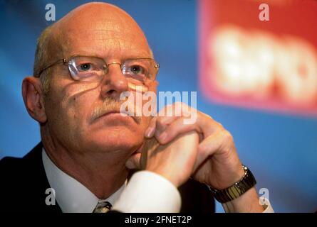 SPD-Fraktionschef Peter Struck. [Automatisierte Übersetzung] Stockfoto