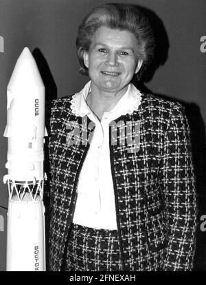 Valentina Tereshkova, sowjetische Kosmonautin und erste Frau im All (geboren 06.03.1937), Aufnahme anlässlich ihres Besuchs im Deutschen Museum in München im März 1992. [Automatisierte Übersetzung] Stockfoto