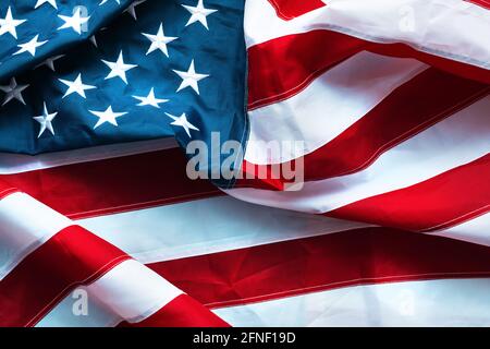 Schwenkende amerikanische Flagge für das Memorial Day Konzept, Nahaufnahme des USA-Banners Stockfoto