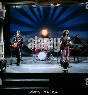Barclay James Harvest, britische Progressive-Rock Band, John Lees, Mel Pritchard, Les Holroyd, Bei einem Auftritt, 1983. Barclay James Harvest, British Progressive Rock Group, Performance, 1983. Stockfoto