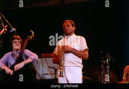 Stan Getz, amerikanischer Jazz-Saxophonist, bei einem Auftritt, 1980. STAN GETZ, amerikanischer Jazzsaxophonist, Performance, 1980. Stockfoto