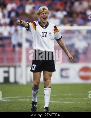 FUSSBALL-Europameisterschaft 1992 Deutschland - Schottland 15.06.1992 Stefan EFFENBERG (Deutschland) FOTO: WEREK Pressefoto Agentur xxNOxMODELxRELEASExx Stockfoto