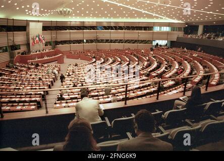 EU-Europa / Politik / 6 /1997 Plenarsaal Europäisches Parlament in Brüssel, Belgien // Europäische Union / EU / *** Local Caption *** Europa / Parlament in Brüssel [automatisierte Übersetzung] Stockfoto