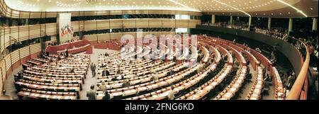 EU-Europa / Politik / 6 /1997 Plenarsaal Europäisches Parlament in Brüssel, Belgien // Europäische Union / EU / *** Local Caption *** Europa / Parlament in Brüssel [automatisierte Übersetzung] Stockfoto