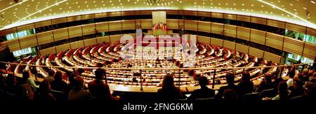 EU-Europa / Politik / 6 /1997 Plenarsaal Europäisches Parlament in Brüssel, Belgien // Europäische Union / EU / *** Local Caption *** Europa / Parlament in Brüssel [automatisierte Übersetzung] Stockfoto