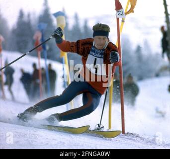 Olympische Winterspiele 1964 in Innsbruck. Ludwig Leitner (BRD) Action Slalom 06.02.1964. [Automatisierte Übersetzung] Stockfoto