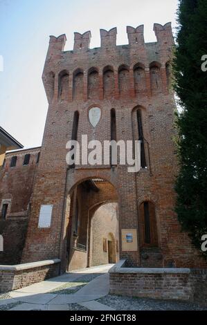 Europa, Italien, Lombardei, Lodi, S. Colombano al Lambro, castello Maddalena Barbiano di Belgioioso d’Este, Torre De Gnocchi. Stockfoto