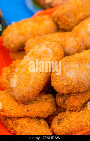 Ein köstlicher Snack, gebratener Reiskuchen Stockfoto