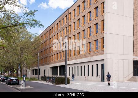 Wirtschafts- und Sozialwissenschaftliche Fakultät Gebäude der Universität zu Köln im Stadtteil Lindenthal, Köln, Deutschland. Wirtschafts- Stockfoto