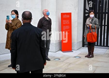 London (UK), 17. Mai 2021: Die National Art Gallery wurde heute nach einer dreimonatigen Sperre aufgrund der kovidischen Pandemie wieder eröffnet. Stockfoto