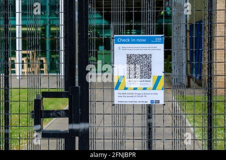 NHS Test and Trace QR-Code im World of Glass Besucherzentrum, St. Helens, Großbritannien. Stockfoto
