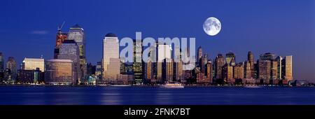 2004 HISTORISCHE DOWNTOWN SKYLINE MANHATTAN NEW YORK CITY USA Stockfoto