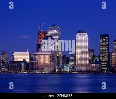 2004 HISTORISCHE DOWNTOWN SKYLINE MANHATTAN NEW YORK CITY USA Stockfoto