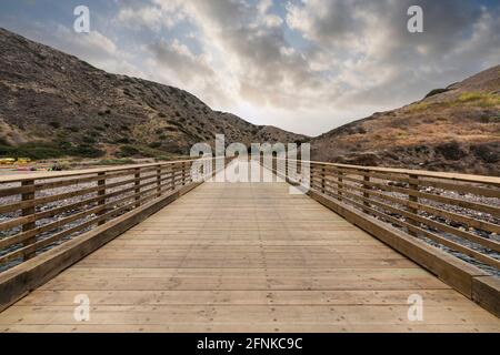 Pier am Scorpion Anchorage auf der Insel Santa Cruz im Channel Islands National Park in der Nähe von Ventura, Kalifornien. Stockfoto