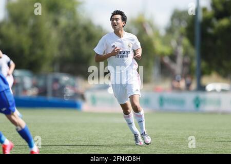 Getafe, Spanien. Mai 2021. Takuhiro Nakai (Real) Fußball/Fußball : Spanische Liga Nacional Juvenil Gruppe 12 zweites Fase-Spiel zwischen Getafe CF Juvenil B 0-2 Real Madrid CF Juvenil B bei der Ciudad Deportiva Getafe in Getafe, Spanien . Quelle: Mutsu Kawamori/AFLO/Alamy Live News Stockfoto