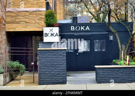 Chicago, Illinois, USA. Das Boka Restaurant im Chicagoer Lincon Park-Viertel an der Halsted Street. Stockfoto