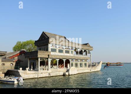 Das Marmorboot im Sommerpalast in Peking. Stockfoto