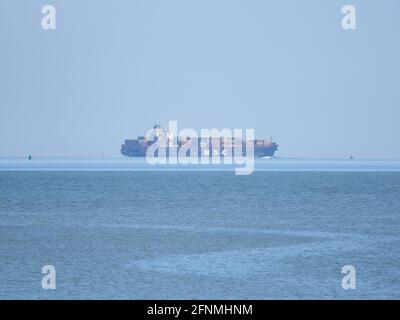 Sheerness, Kent, Großbritannien. Mai 2021. UK Wetter: Ein sonniger Morgen in Sheerness, Kent. Kredit: James Bell/Alamy Live Nachrichten Stockfoto