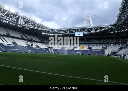 Gesamtansicht des Allianz Stadions vor dem Serie-A-Spiel zwischen Juventus FC und FC Internazionale. Stockfoto