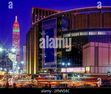 2004 HISTORISCHER MADISON SQUARE GARDEN (©CHARLES LUCKMAN 1968) EIGHT AVENUE MANHATTAN NEW YORK CITY USA Stockfoto