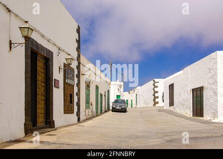 Reiseeindrücke aus Teguise, der ehemaligen Hauptstadt im Norden der Kanarischen Insel Lanzarote. Stockfoto