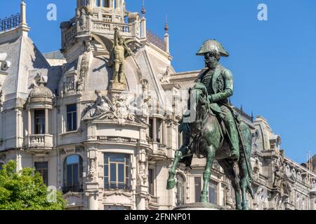 Reiterdenkmal Dom Pedro IV an der Avenida dos Aliados, Porto, Portugal, Europa das Denkmal für König Pedro IV an der Avenida dos Aliados, Porto, Po Stockfoto