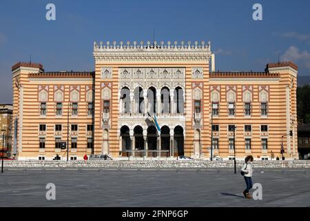 Rathaus und Nationalbibliothek neu aufgebaut, Sarajevo, Bosnien und Herzegowina Stockfoto