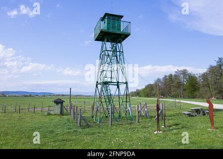 Verlassene Wachturm am ehemaligen Eisernen Vorhang Stockfoto