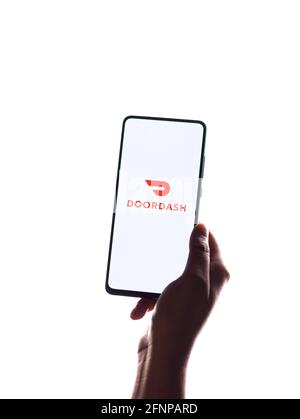 Assam, indien - 18. Mai 2021 : DoorDash-Logo auf Telefonbildschirm Stock image. Stockfoto