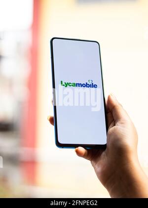 Assam, indien - 18. Mai 2021 : Lycamobile-Logo auf dem Telefonbildschirm. Stockfoto