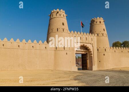 Tor der Festung Al Jahili in Al Ain, Vereinigte Arabische Emirate Stockfoto