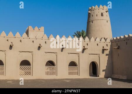 Mauern der Festung Al Jahili in Al Ain, Vereinigte Arabische Emirate Stockfoto