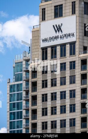 Waldorf Astoria Atlanta Buckhead an der Peachtree Road im Stadtteil Buckhead von Atlanta, Georgia. (USA) Stockfoto