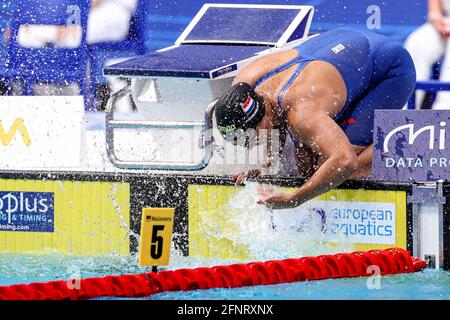 BUDAPEST, UNGARN - MAI 17: Ranomi Kromowidjojo aus den Niederlanden tritt beim Frauen 50m Freistil Preliminary während der len European Aquatics C an Stockfoto