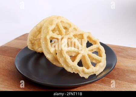 Köstliche Kembang Goyang, Traditionelle Indonesische Cracker. Stockfoto