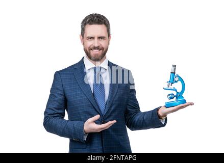 Erfolgreiche Mann Wissenschaftler schlagen moderne Reichweite. Wissenschaft Unternehmer in der Wirtschaft. Stockfoto