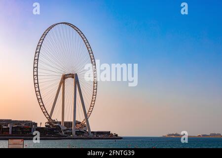 DUBAI, VAE - MÄRZ 2020: Landansicht des Dubai Eye Stockfoto