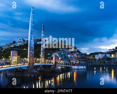 Brücke über Torquay Marina, Torquay, Devon, England, Europa Stockfoto